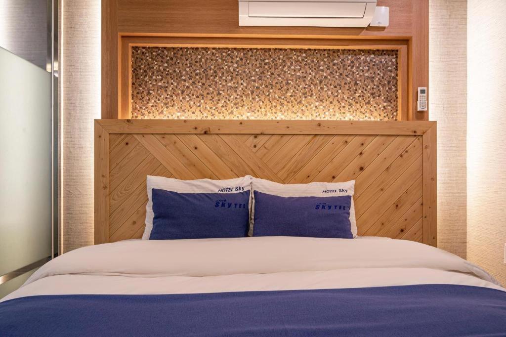 Sky Hotel Чангуон Екстериор снимка