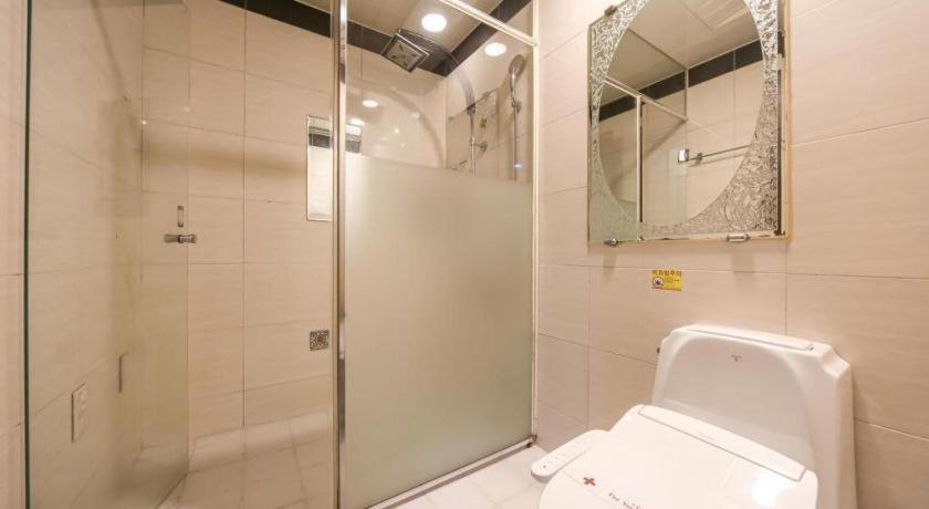 Sky Hotel Чангуон Екстериор снимка