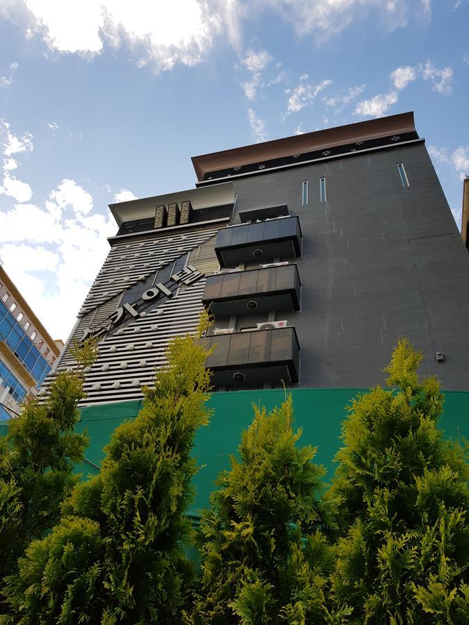 Sky Hotel Чангуон Екстериор снимка